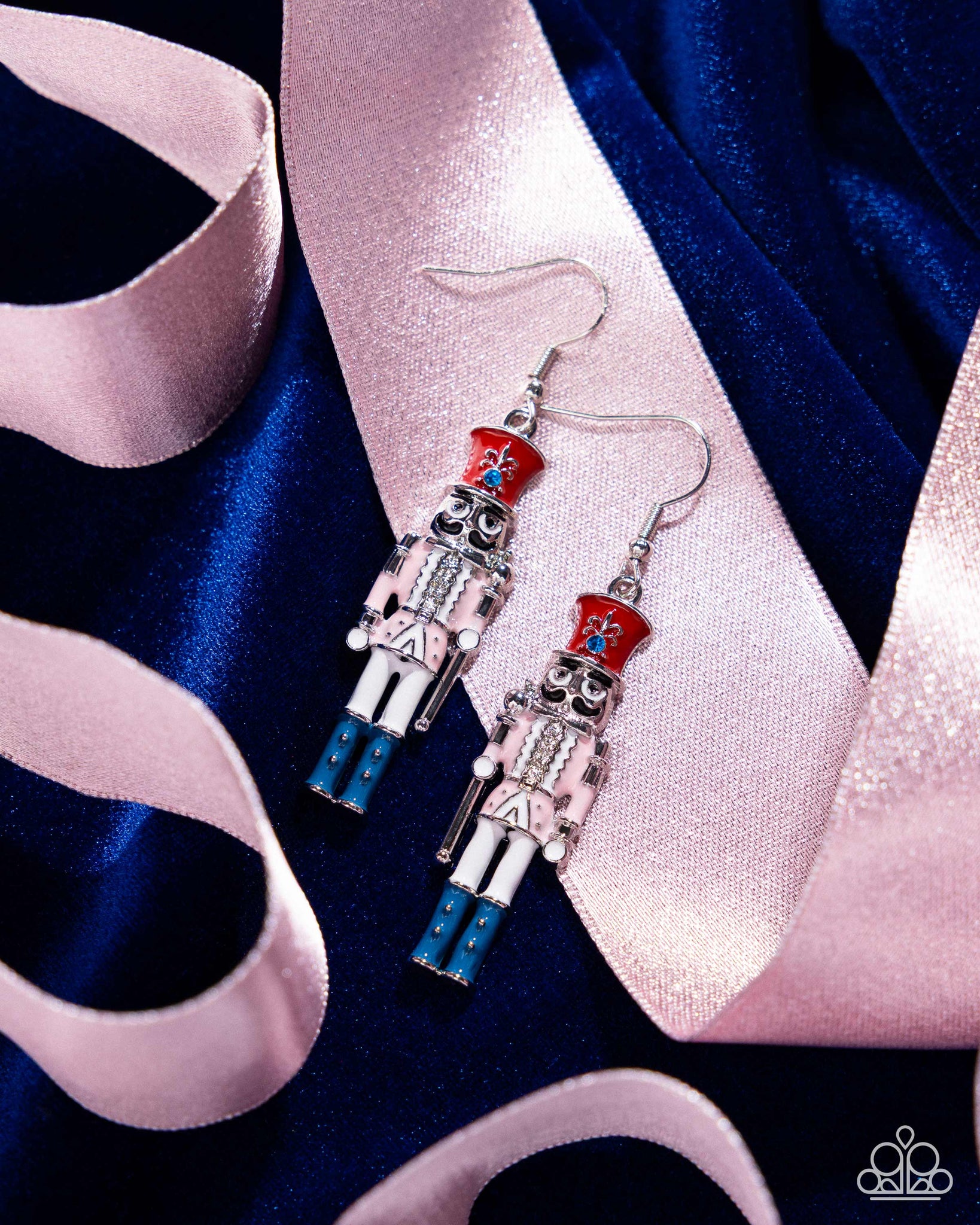Nutcracker Nuance Earring