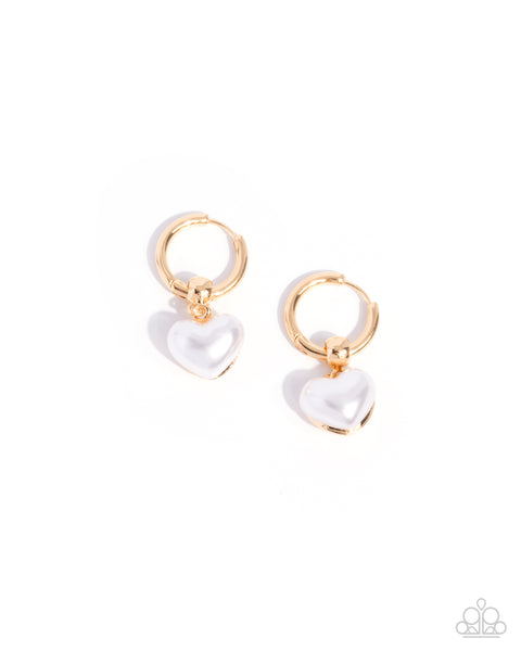 Carriage Chic Gold Earring