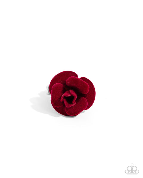 Relaxed Rosette Red Ring