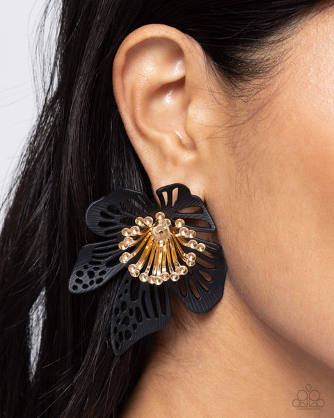 Wonderland Wallflower Black Earring