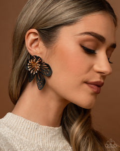 Wonderland Wallflower Black Earring