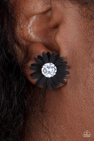 Sunshiny Dais-y Black Earrings