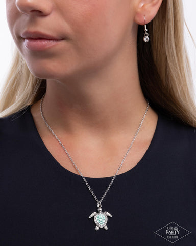 Turtle Tourist - Green Necklace