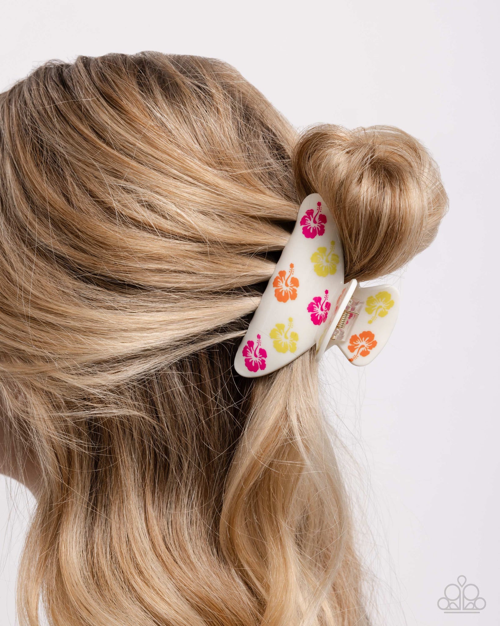 Hawaiian Harmony White Hair Clip
