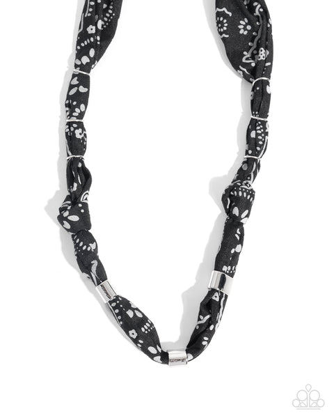 Bandana Balance Black Necklace