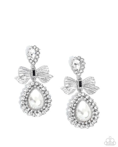 Alluring Aesthetic White Earring
