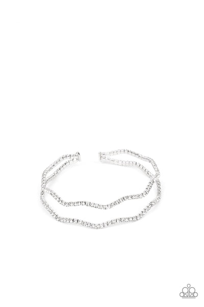 Delicate Dazzle - White - Bracelet