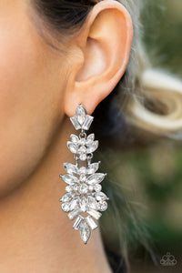 Frozen Fairytale - White - Earrings