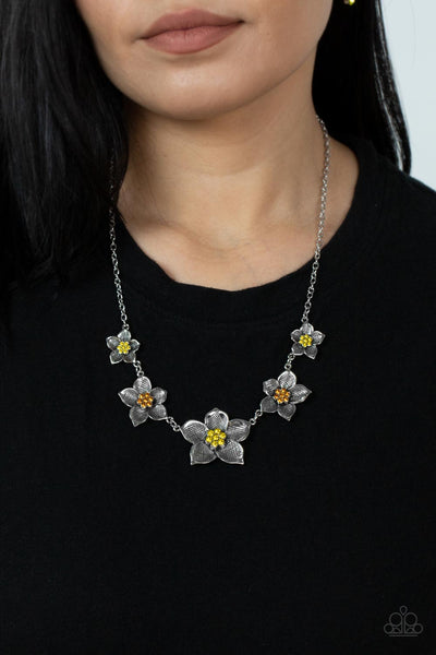 Wallflower Wonderland - Yellow - Necklace