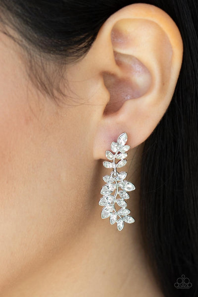 Frond Fairytale - White - Earrings