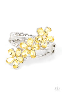 Posh Petals - Yellow - Ring